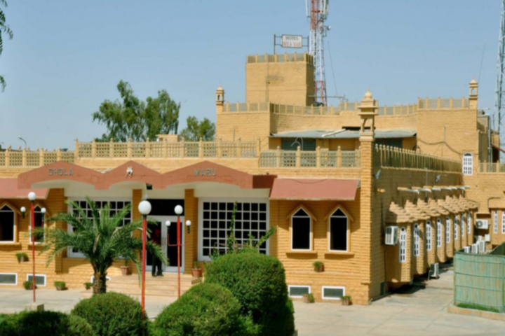 Hotel Dholamaru