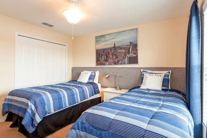 Room 3 of 31
