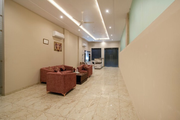 Hotel Interior 4 of 19