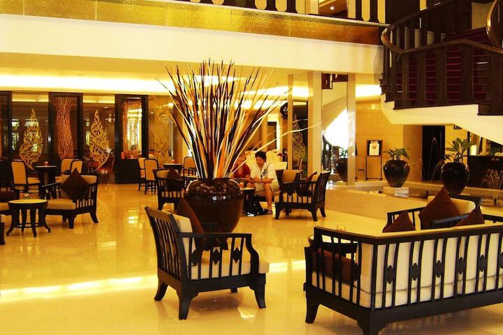 Lobby Photos