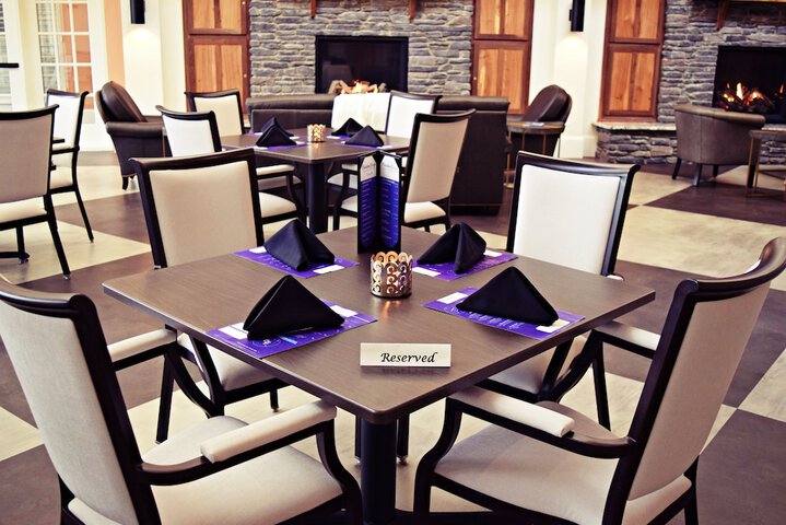 Dining 177 of 227