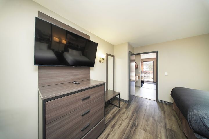 Room 7 of 71