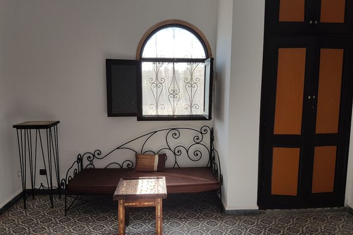 Room 16 of 43