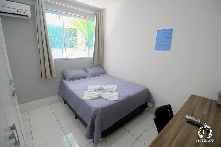 Room 5 of 14