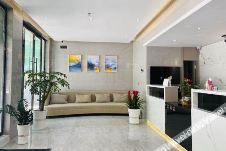 Hotel Interior 13 of 24