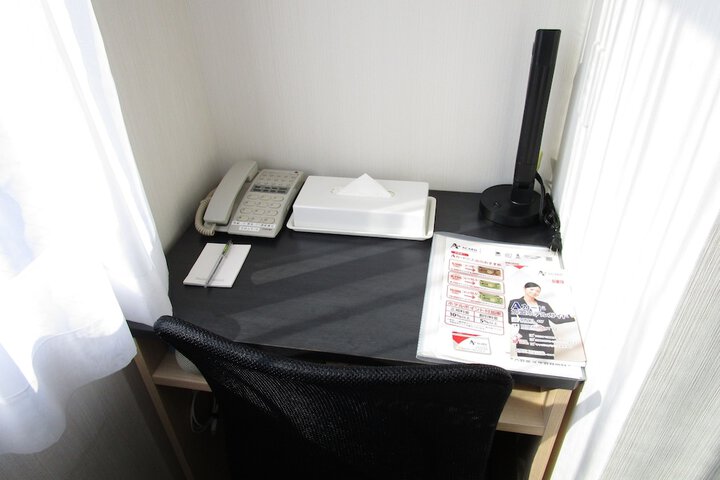 Room 5 of 34
