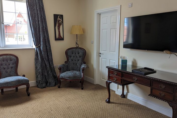 Room 30 of 76