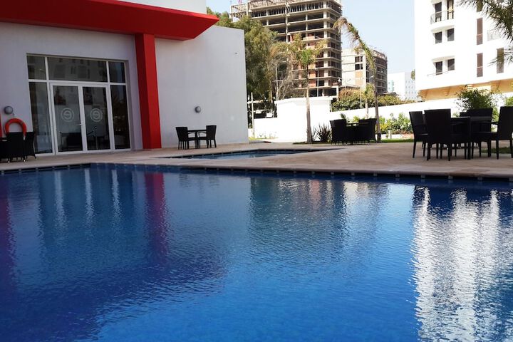 Hotel with Pool