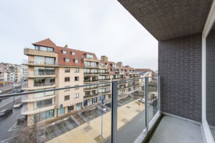 Terrace/Patio 2 of 16