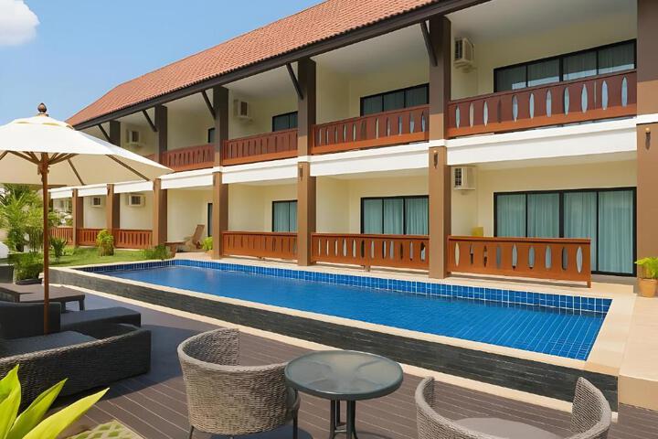 Sri Anan Pura Hotel
