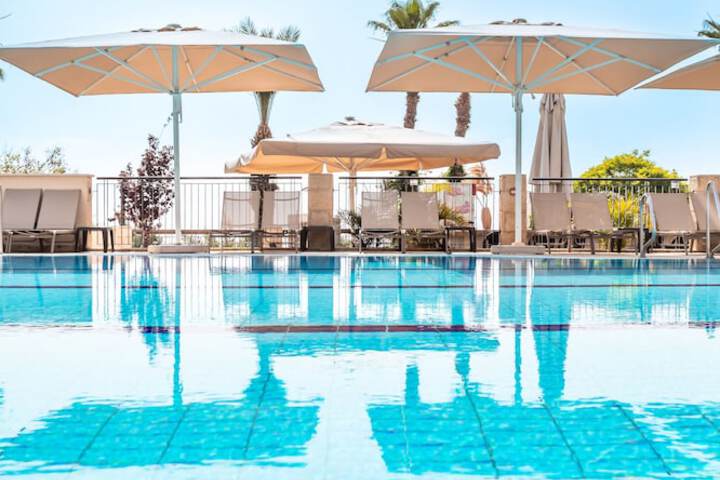 Pool 36 of 177