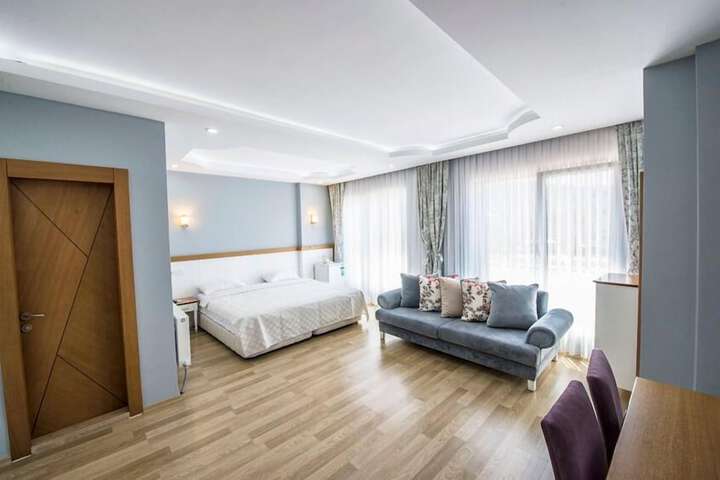 Room 4 of 21