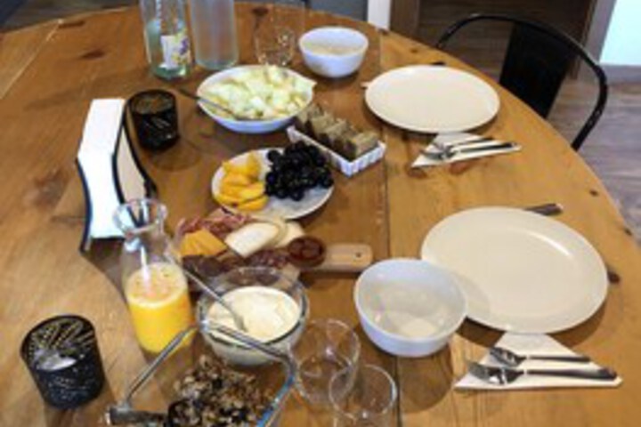 Breakfast/Coffee Service 118 of 162