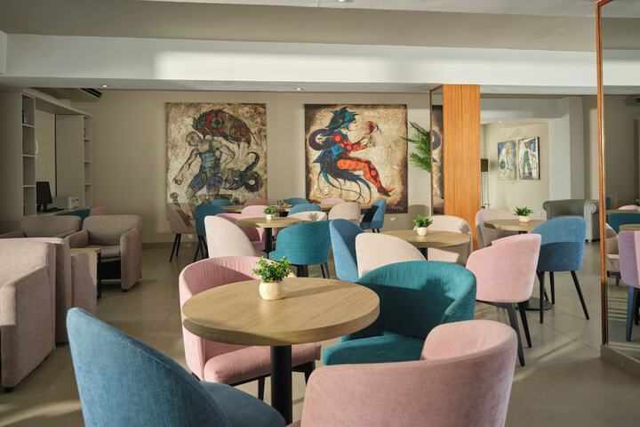 Guest Lobby