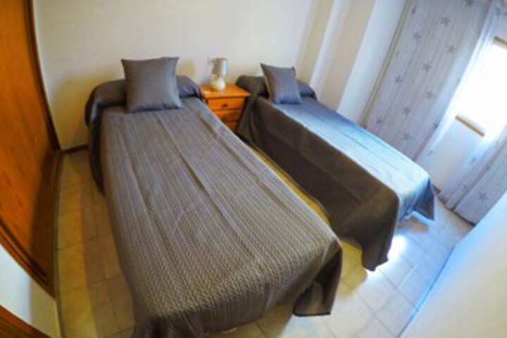Room 7 of 18