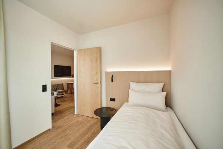 Room 17 of 58