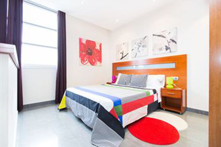 Room 8 of 35