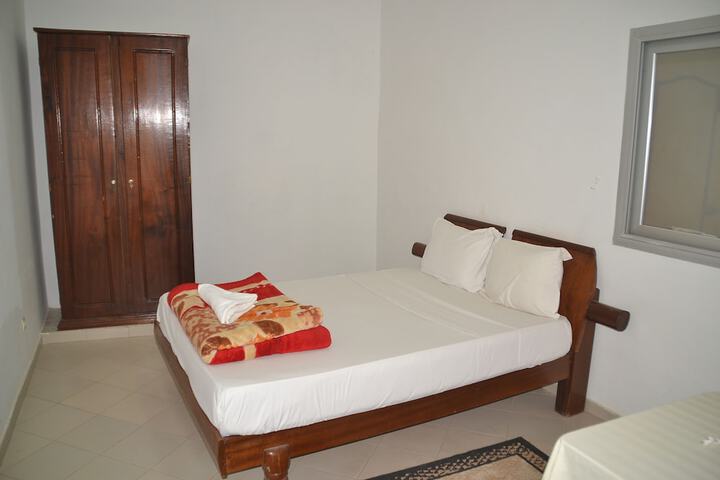 Room 8 of 109