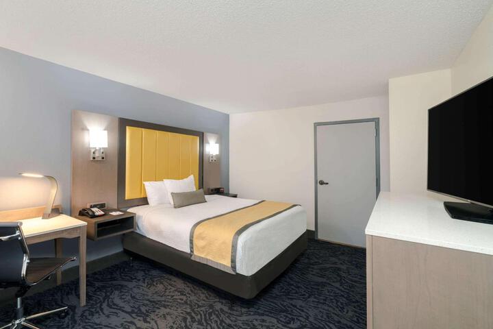 1 Double Bed (4 of 9)