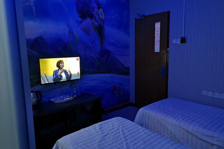 Room 9 of 52