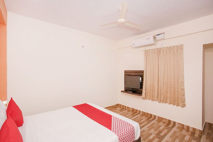 Room 6 of 20