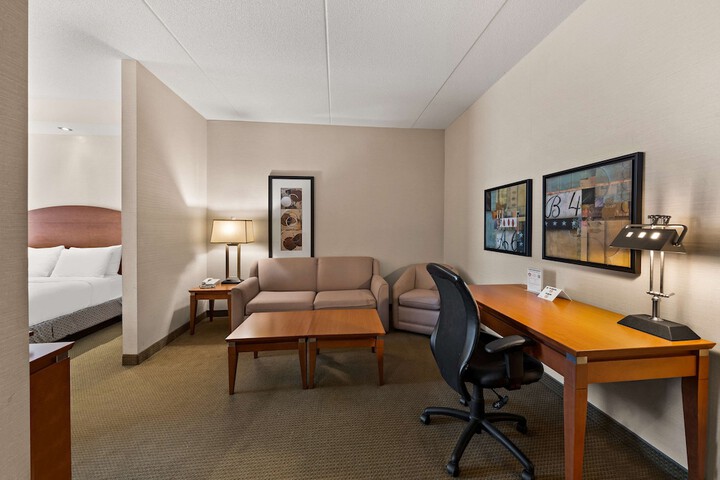 Room 29 of 65
