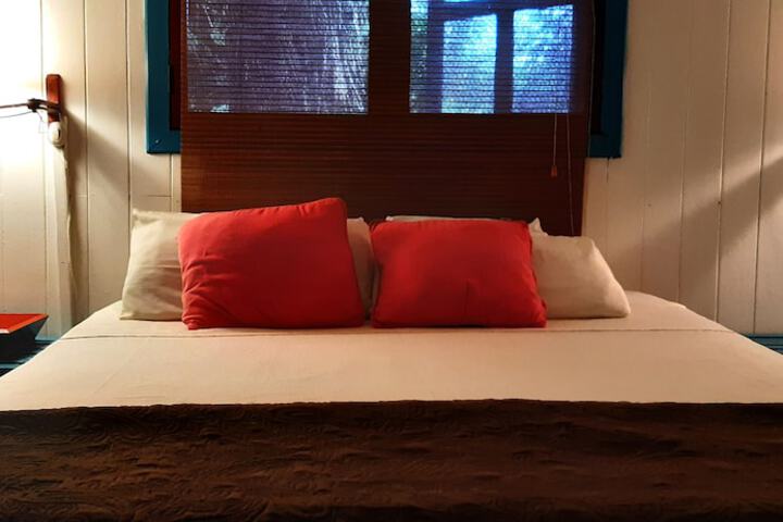 Room 14 of 87