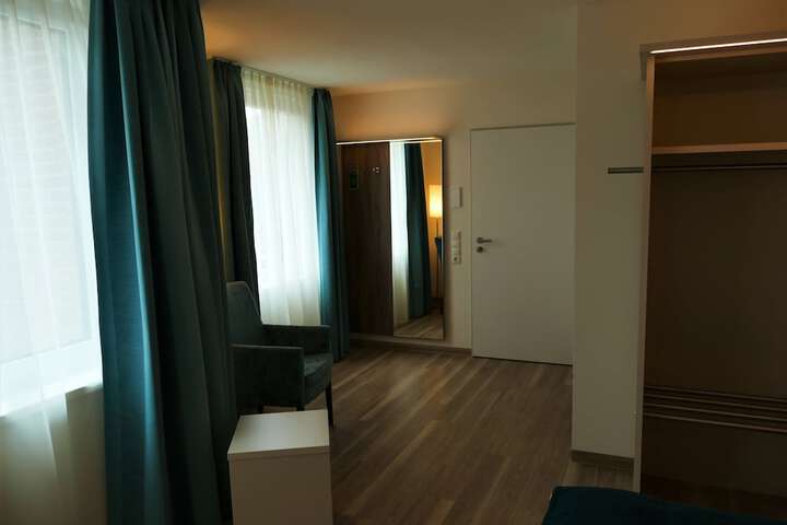 Room 6 of 64