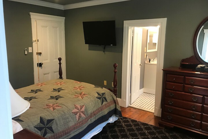 Room 21 of 64