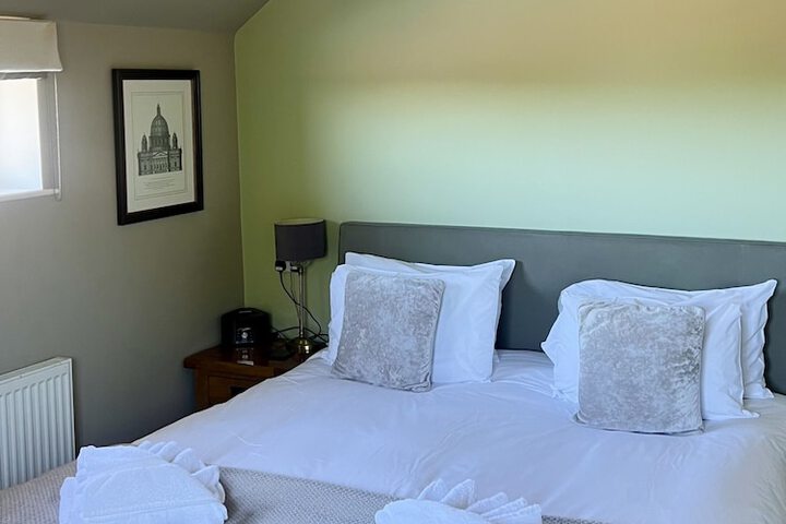 Room 13 of 41