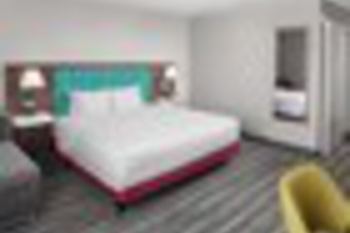 Room 65 of 153