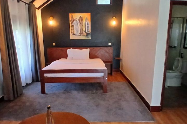 Room 5 of 36