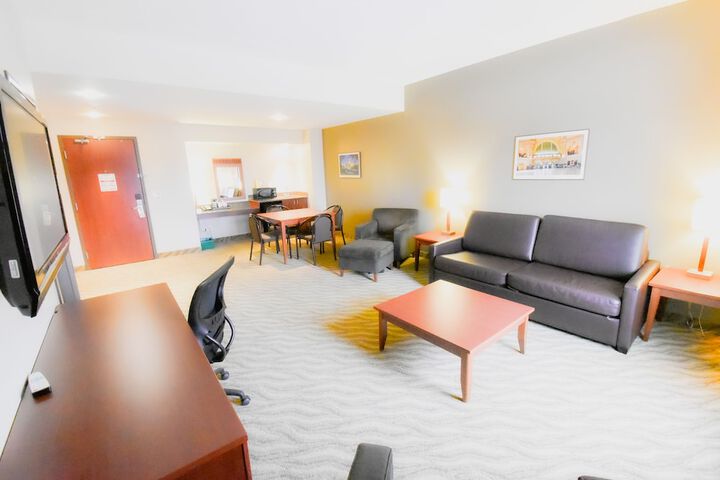 Room 18 of 42