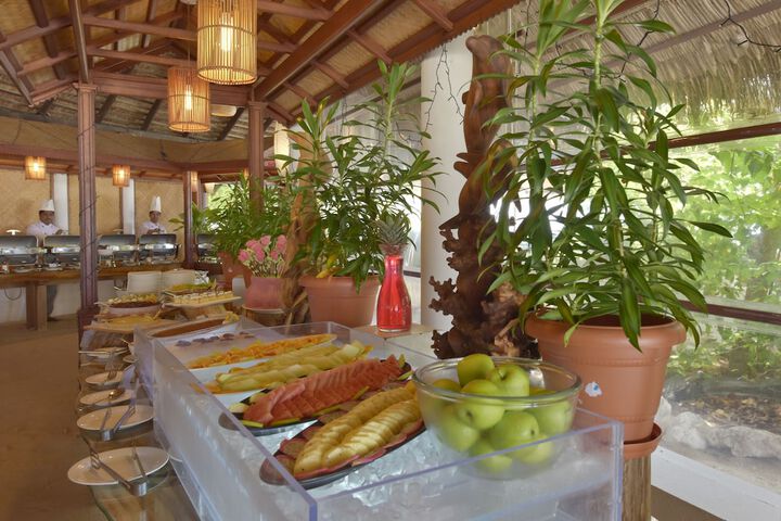 Breakfast/Coffee Service 64 of 134