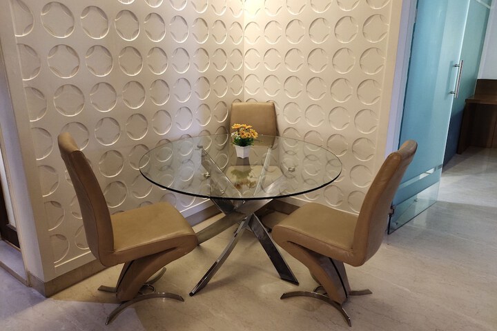 Room 15 of 72