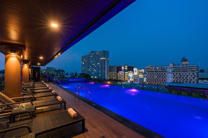 Pool 72 of 116
