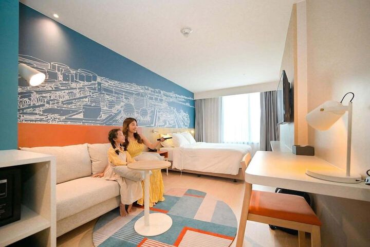 Room 14 of 62