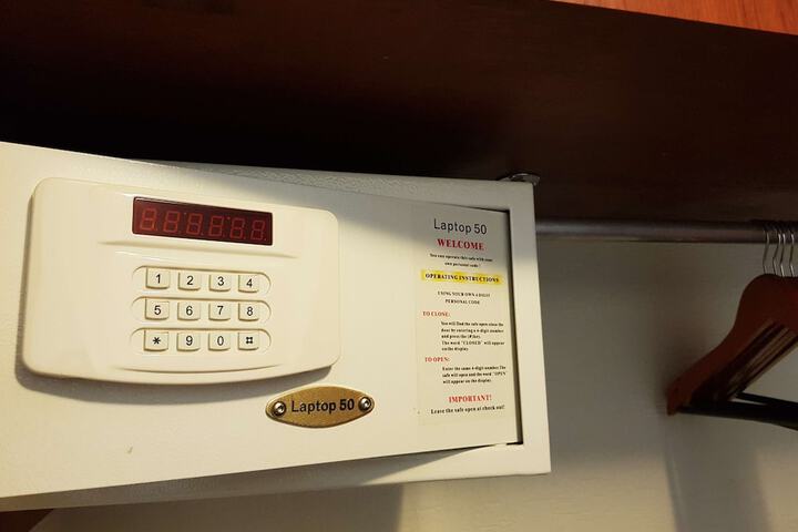 Room amenity