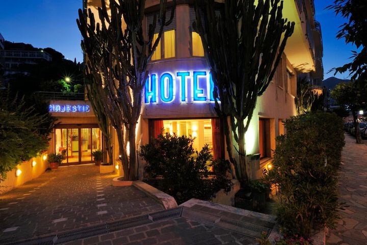 Hotel 128 of 134