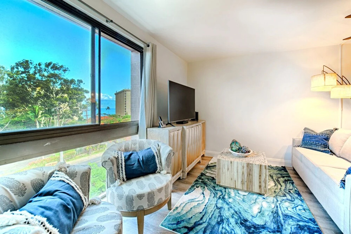 Room 2 of 28