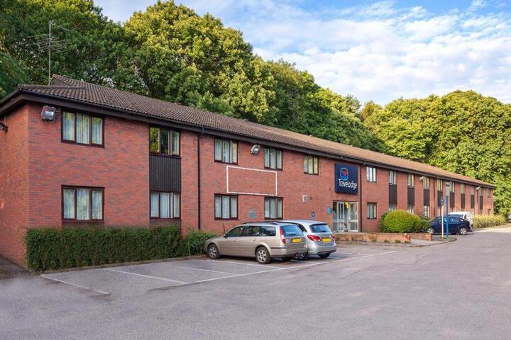 Travelodge Medway M2