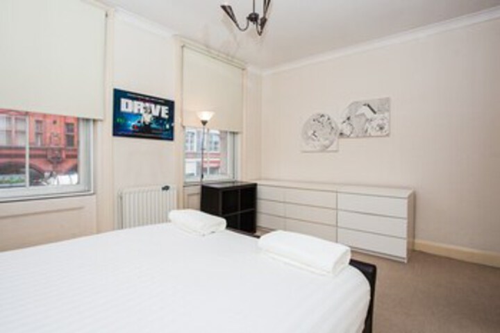 Room 20 of 27