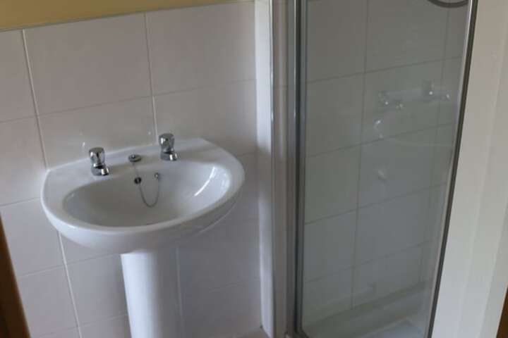 Room 16 of 37