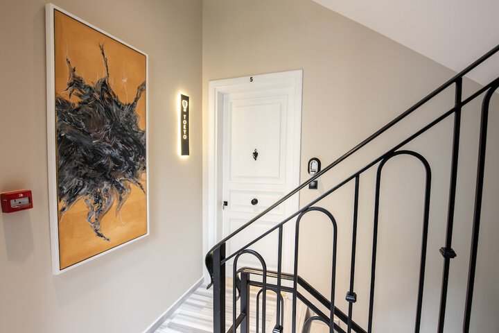 Room 18 of 50