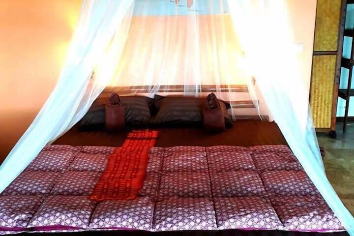Room 21 of 31