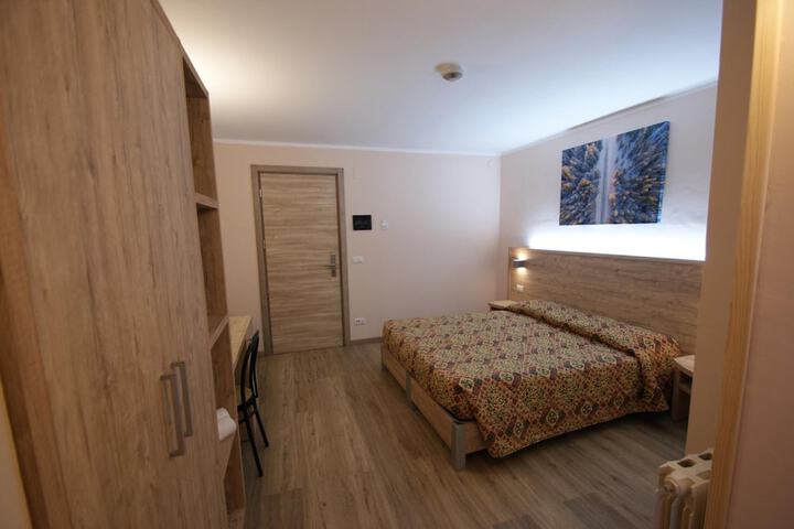 Room 13 of 57
