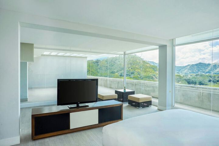 Room 21 of 108