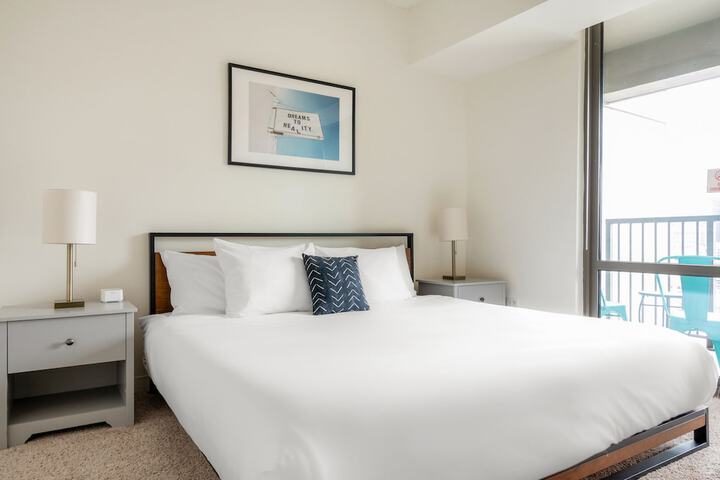 Room 4 of 91