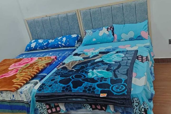 Room 5 of 15