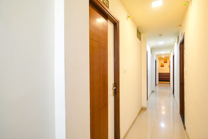 Hotel Interior 4 of 34